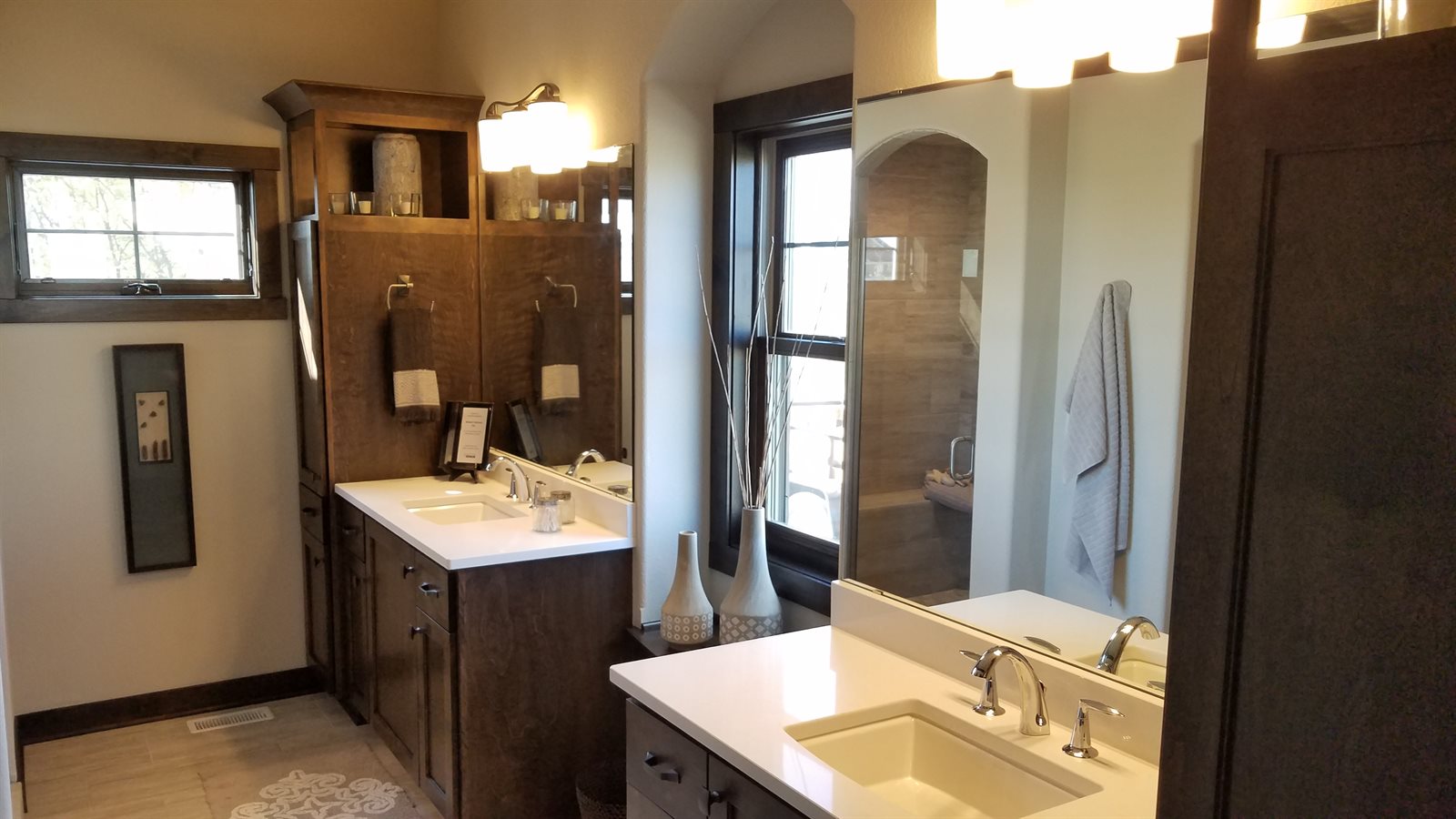 Bathrooms image
