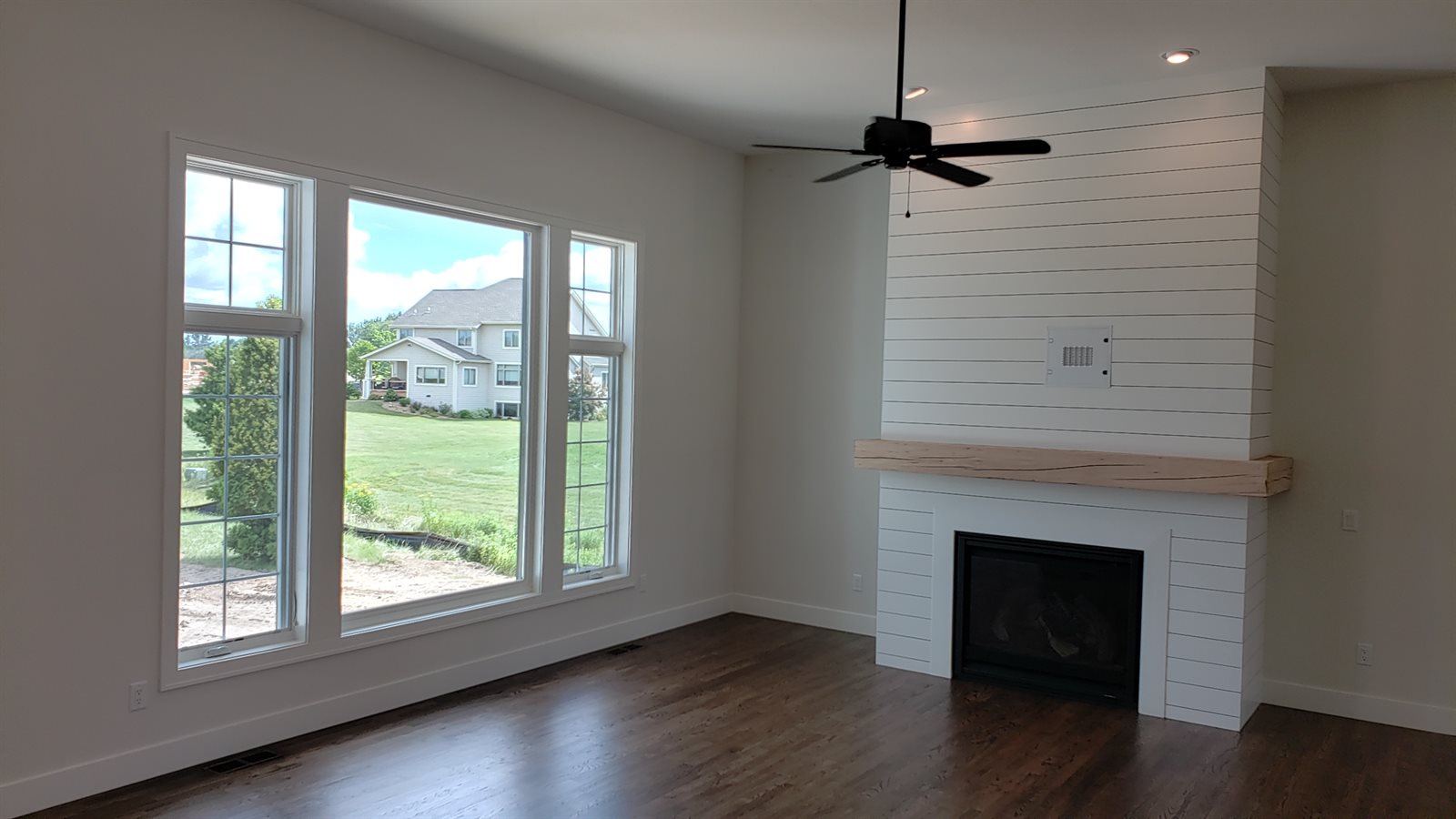 Fireplaces image